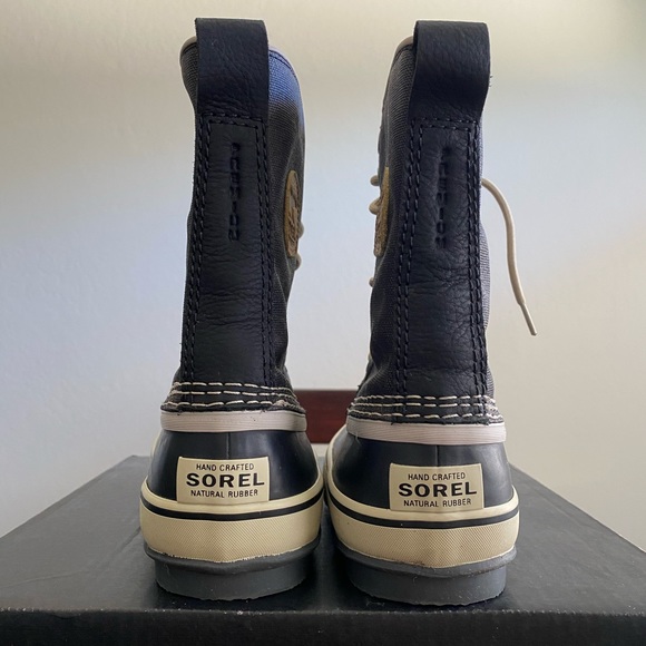 Waterproof Sorels - Picture 3 of 4